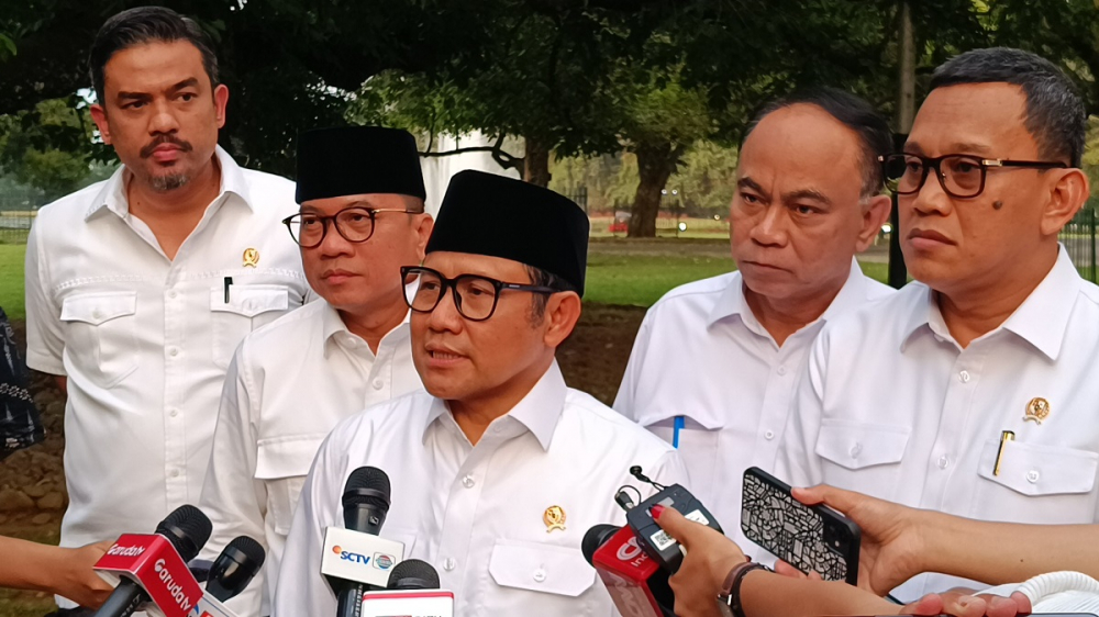 Rahasia Rapat Tertutup Prabowo: Bansos dan Pekerja Migran Jadi Sorotan!