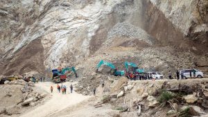 Tragedi Gunung Kuda: 14 Tewas, Zona Bahaya Terungkap!