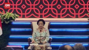 Megawati Tantang Tunjukkan Ijazah!