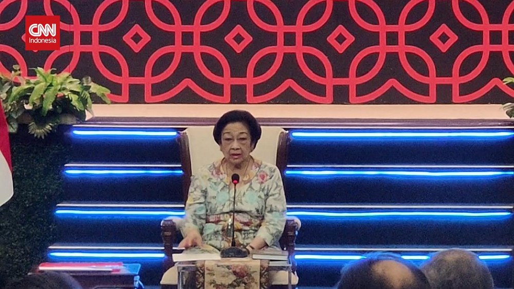 Megawati Tantang Tunjukkan Ijazah!