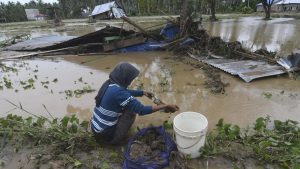 Bencana di Parigi Moutong: Jembatan Runtuh, Ratusan Jiwa Terdampak!