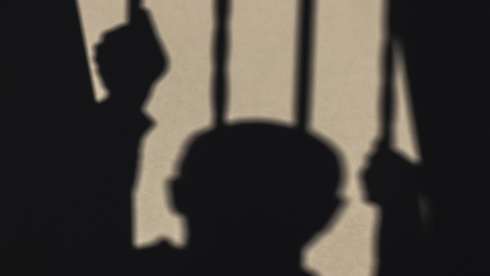 Geger! 2 Wanita Ditangkap Kasus Penyekapan di Surabaya