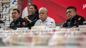 Laptop Kemendikbud Korupsi: Negara Rugi Berapa?