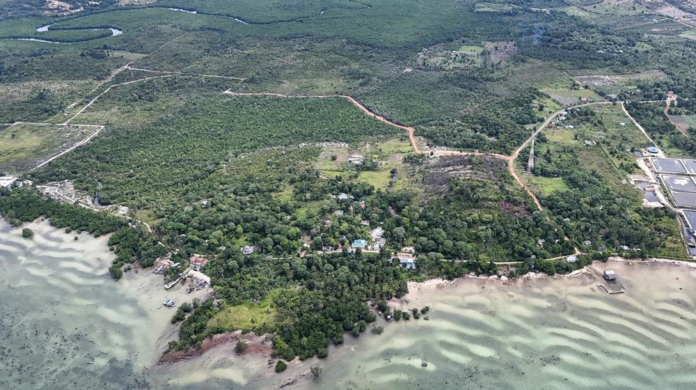 Pulau Panjang NTB Dijual? Menteri Kehutanan Beri Klarifikasi Mengejutkan!