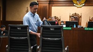 Rahasia Besar Kasus Tom Lembong: Jokowi & Rini Tak Hadir!