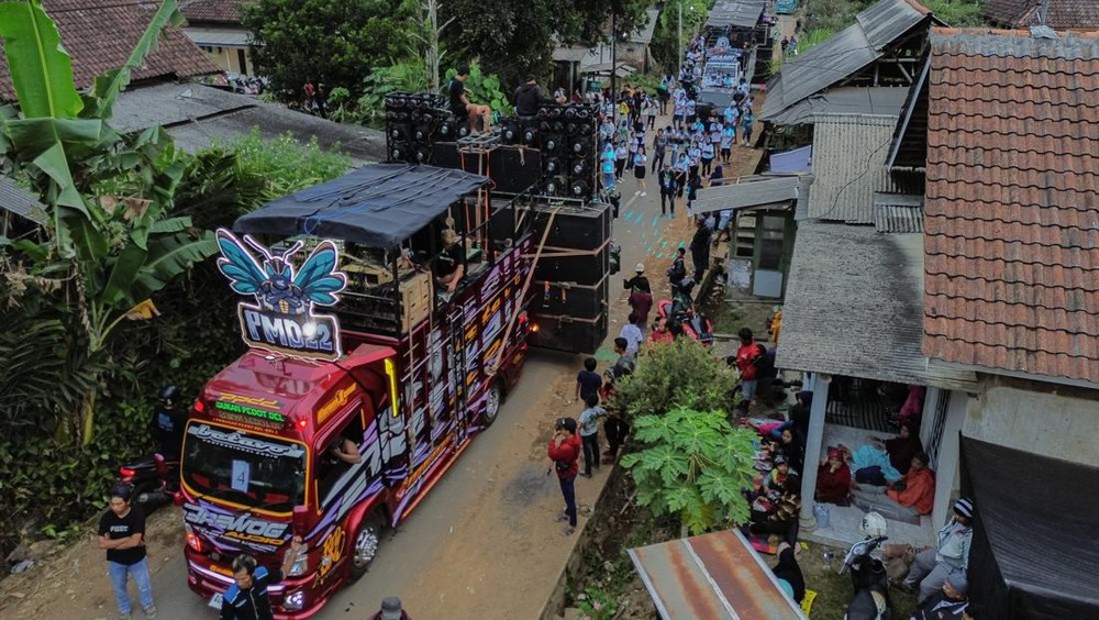 Heboh! Sound Horeg: Politikus & Kiai Ikut Terlibat?