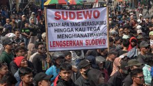 Bupati Pati Diambang Pemakzulan? 12 Kebijakan Kontroversial Diusut!