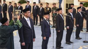 Reshuffle & Bencana Bali: Jokowi Ambil Langkah Mengejutkan!