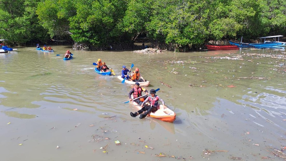 Tragedi Banjir Bali: 4 Jenazah Wanita Ditemukan!