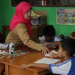 Bahasa Portugis Masuk Sekolah? Pemerintah Beri Sinyal!