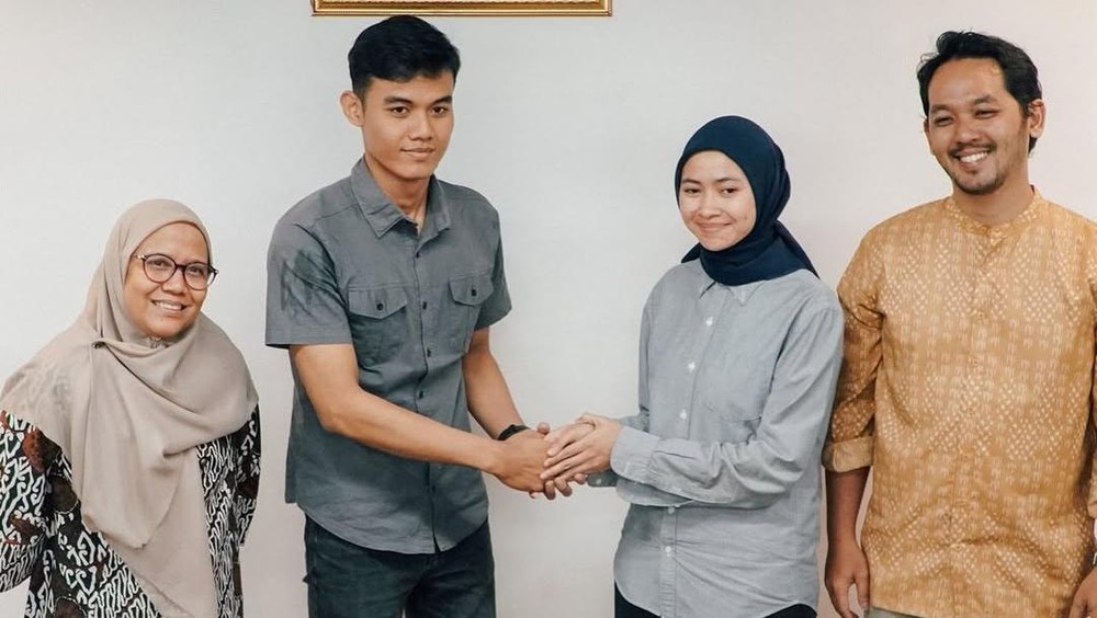 Drama Tumbler: Hilang, Viral, Berujung Pemecatan!