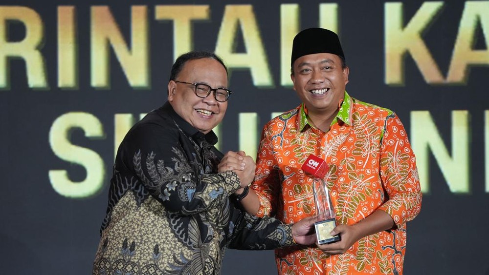 Situbondo Juara! UMKM Jaya, Raih CNN Award!