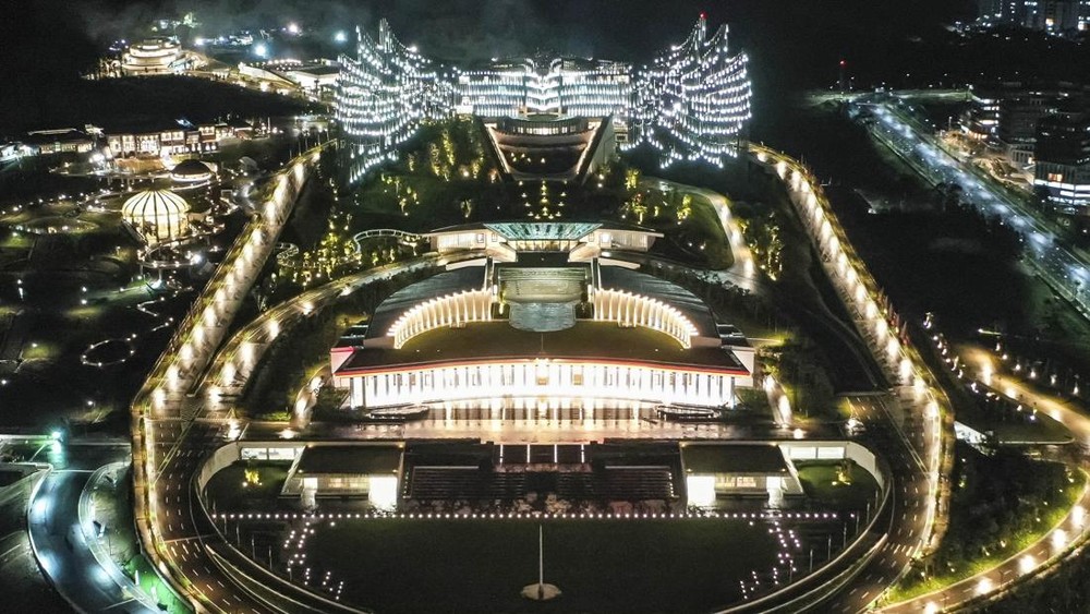 IKN Terancam? DPR Usut Tuntas Dampak Putusan MK!