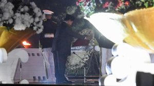 Prabowo Pimpin Renungan Suci, Hari Pahlawan Dikenang!