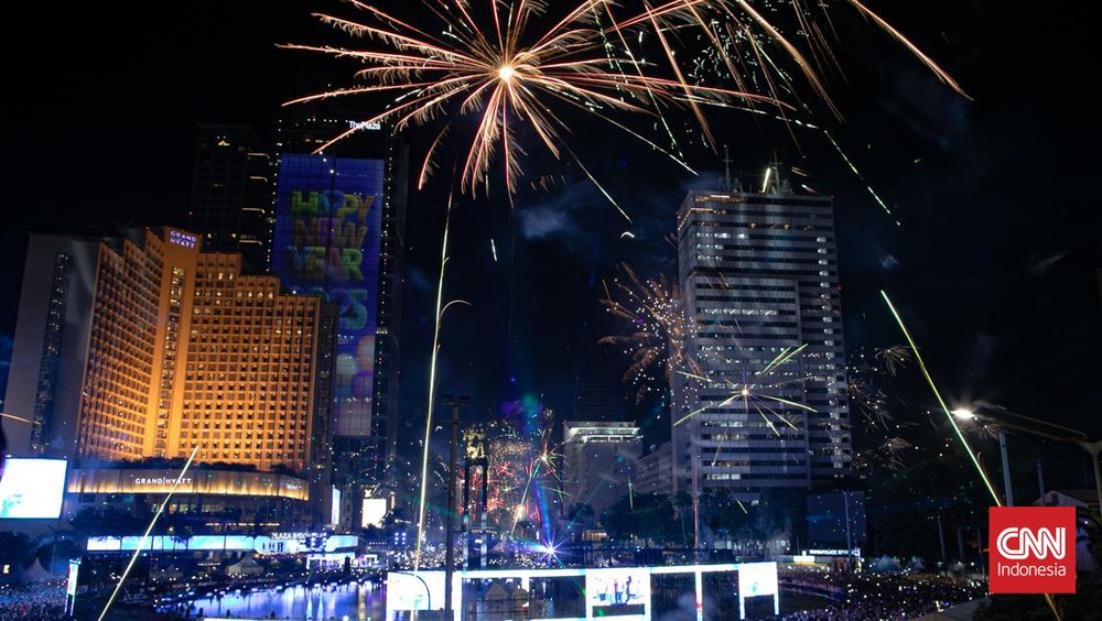 Gratis Transportasi & Panggung Meriah! Tahun Baru di Jakarta Makin Asyik! 1 Gratis Transportasi & Panggung Meriah! Tahun Baru di Jakarta Makin Asyik!