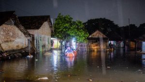 Serang Mencekam! Banjir Bandang Rendam Ribuan Rumah Warga