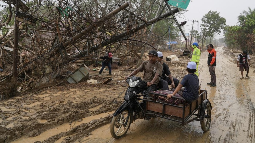 Aksi Heroik Tanpa Gaji: Ribuan Relawan Aceh Turun Tangan! 1 Aksi Heroik Tanpa Gaji: Ribuan Relawan Aceh Turun Tangan!