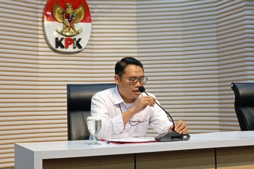 Heboh! Bos PT Blueray Kabur Saat OTT KPK Bea Cukai!