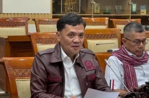 Suara Media 12 DPR Geram! Guru Honorer Tersangka, Habiburokhman Turun Tangan!