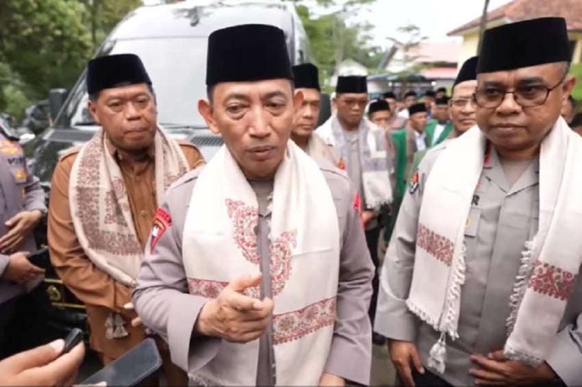 Kapolri Murka: Oknum Brimob Penganiaya Pelajar Harus Dihukum Berat! 1 Kapolri Murka: Oknum Brimob Penganiaya Pelajar Harus Dihukum Berat!