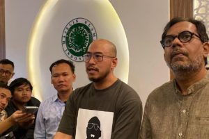 Pandji Lolos! Pengacara: Komedi Bukan Pidana, Penonton Ngakak!