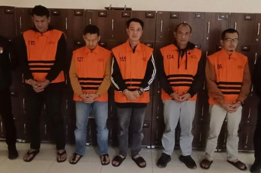 Bupati Fikri Thobari Terjerat Suap Proyek, Ini 5 Faktanya!