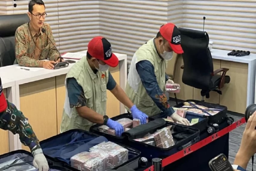 Penyelidikan Bea Cukai: KPK Diminta Bongkar Akar Mafia!