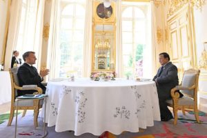 Bocor! Prabowo-Macron Bahas Alutsista & Energi Raksasa!