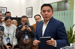 Heboh! Kejati Obrak-abrik Kementerian PU, Seskab Teddy: Silakan!