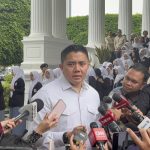 Presiden Prabowo Digoyang, Seskab Teddy Beri Respons Tegas!