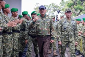 TERBONGKAR! Menhan Ungkap Misi Ganda Batalyon Baru di Lamongan!