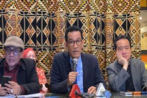 TERBONGKAR! Refly: Jokowi Gentar Hadapi Sidang Ijazah!