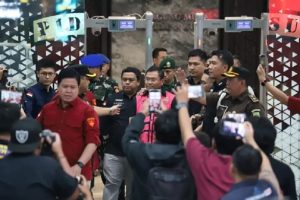 Suara Media 16 TERKUAK! Eks Waka BGN Ajukan Diri Jadi JC Kasus MBG!