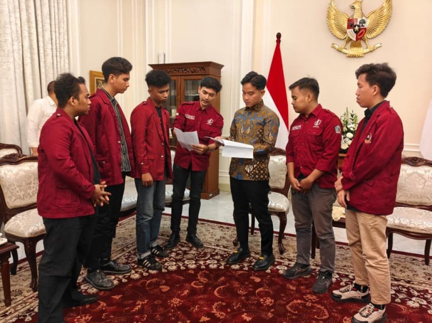 Geger! Ketua BEM UBK Ngaku Terima Rp20 Juta Usai Temui Gibran