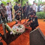 Penghormatan Terakhir Pahlawan Bangsa: Pemakaman Militer Jenderal Ryamizard!