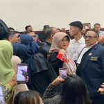 TERKUAK! Dokter Tifa Tolak Mentah-mentah Tawaran Damai Jokowi!
