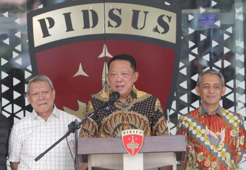 Rumah Mewah Jampidsus Febrie: Misteri LHKPN Terkuak!