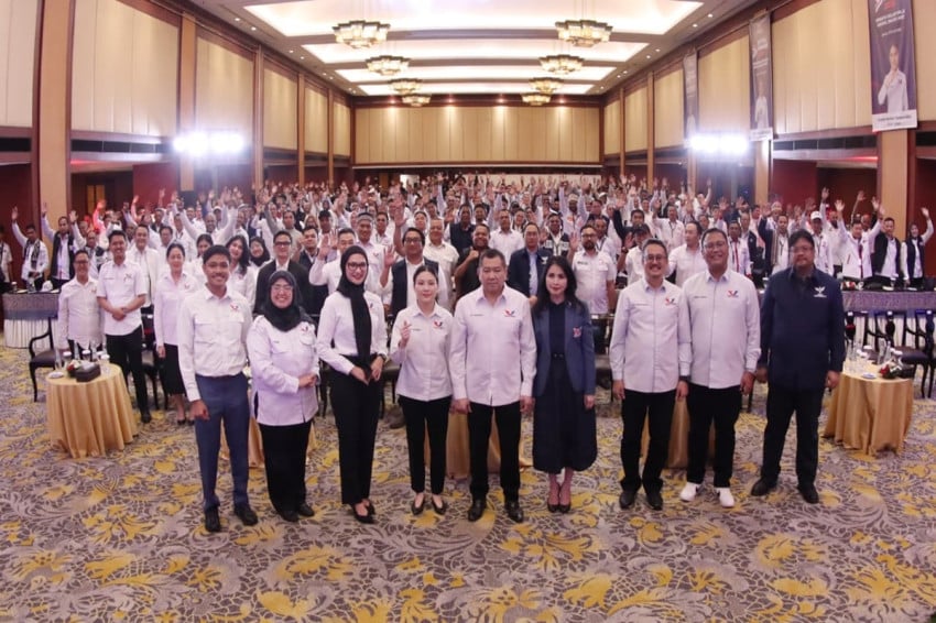 TERKUAK! Legislator Perindo Paling Berprestasi di Mata Angela Tanoe!