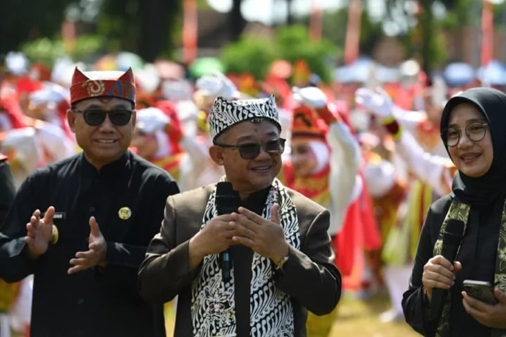Suara Media 3 Pendidikan Bukan Biaya! Ini Jurus Pemerintah Cetak SDM Emas