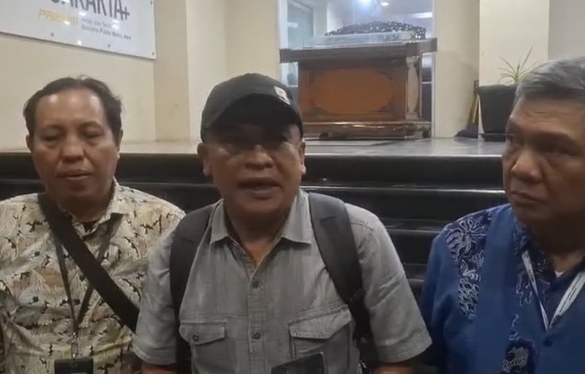 Damai! PWI Tarik Laporan, Hotman Paris Bernapas Lega