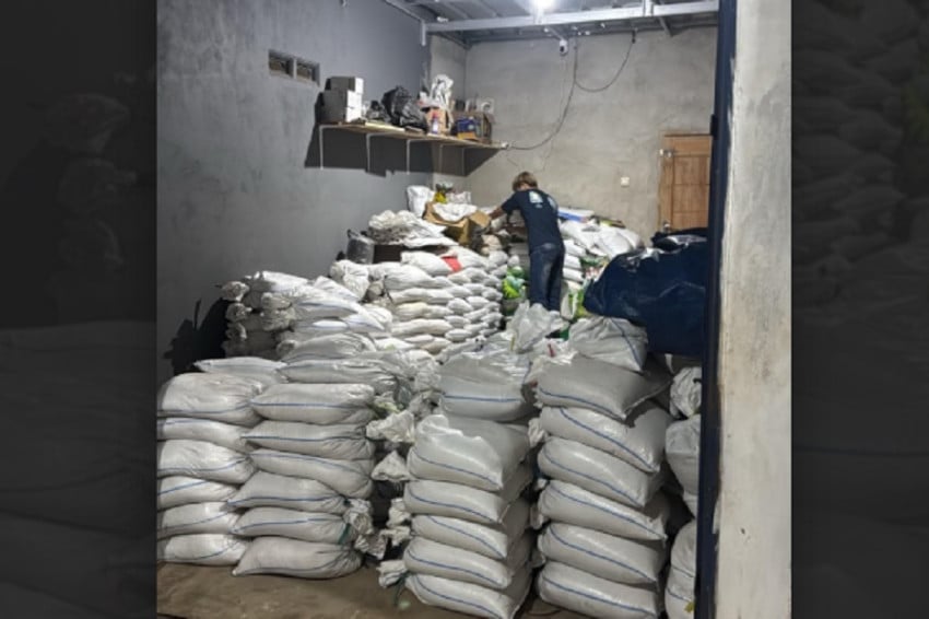 Gudang Rahasia Terbongkar! 28 Ton Timah Ilegal Siap Selundup ke Malaysia