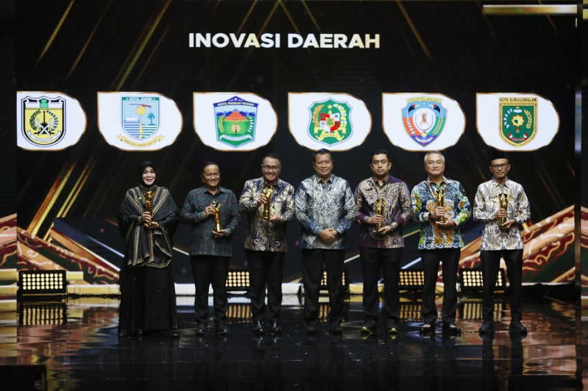 Bikin Bangga! Pemimpin Daerah Ini Raih Penghargaan Bergengsi!