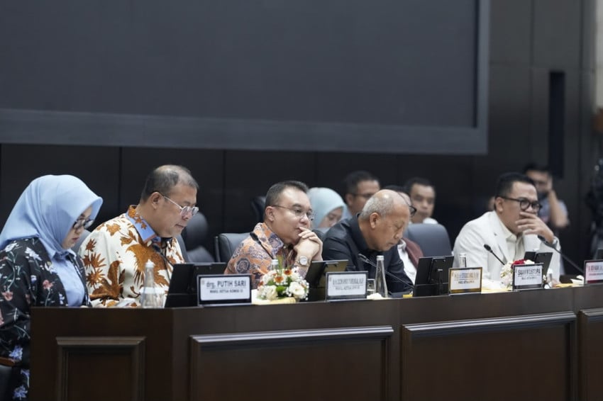 DPR Ngebut RUU Ketenagakerjaan, Buruh Beri Warning Keras!