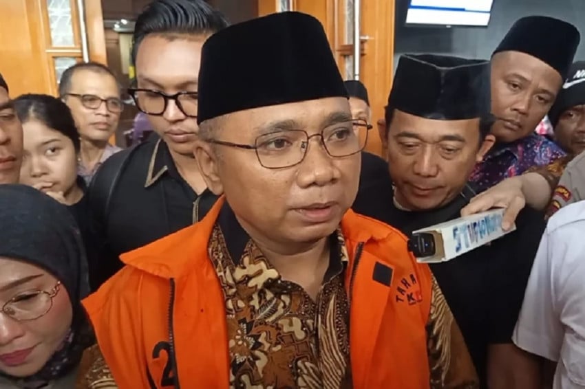 Geger Sidang Haji: Kubu Gus Yaqut Klaim Aliran Dana Ratusan Ribu Dolar Runtuh! 1 Geger Sidang Haji: Kubu Gus Yaqut Klaim Aliran Dana Ratusan Ribu Dolar Runtuh!