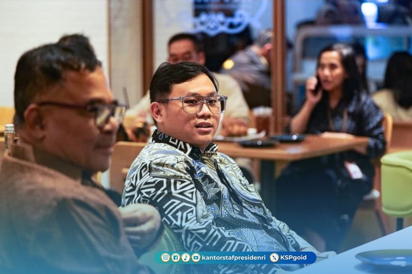 Gaya Hidup Mewah Deputi Bakom Tuai Kritik