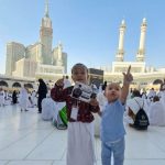 Gempar! Kapolri Hadiahi Umrah Gratis Duo Bocah Viral