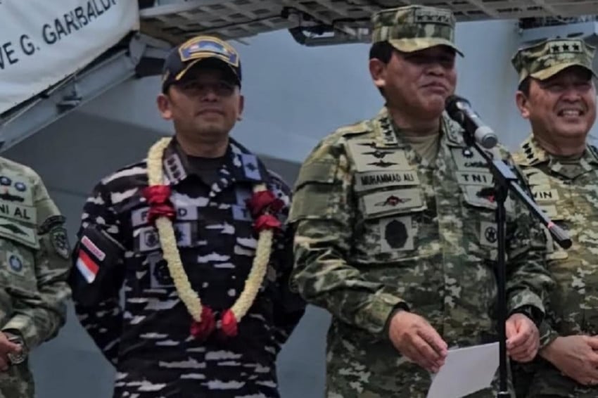 Kisah Tak Terduga: Kolonel Fuad Pimpin Kapal Induk RI!