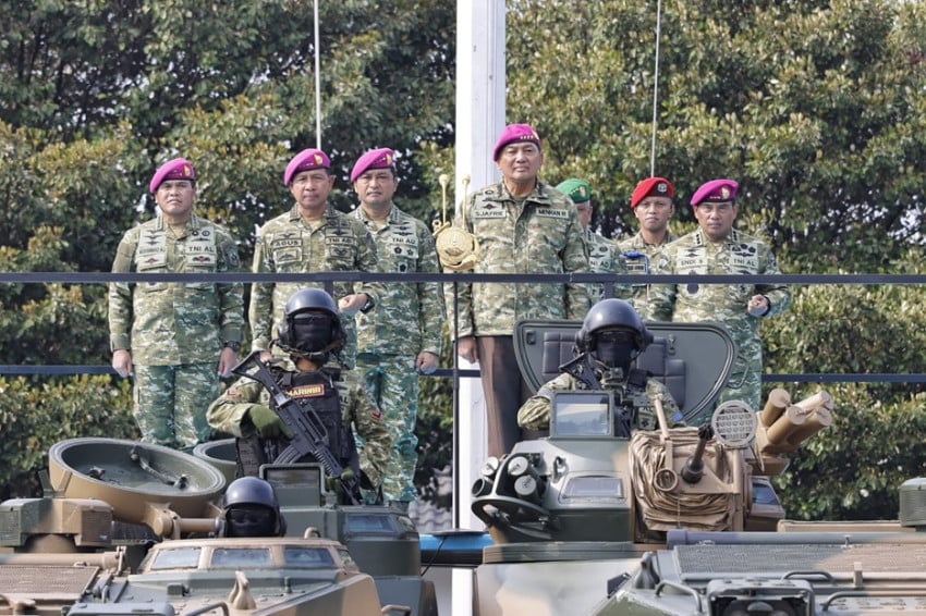 Marinir TNI AL Makin Gahar! 12 Tank Amfibi M-35 Siap Tempur!