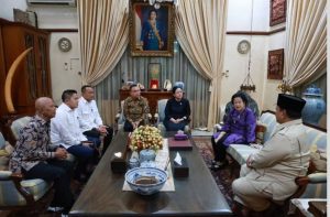 Suara Media 19 Pecah Tangis di Kediaman Megawati: Prabowo Turut Berduka!
