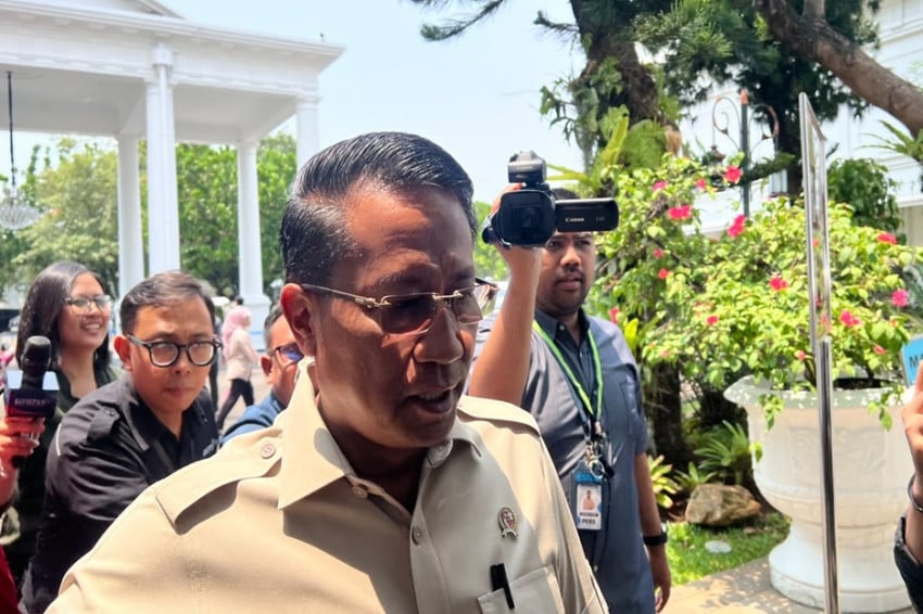 Istana Memanas! Prabowo Panggil Menkum Bahas Partai!